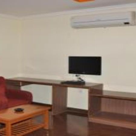 Hotel Pams Майладутурай Екстериор снимка