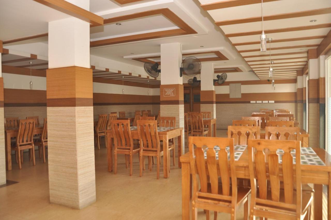 Hotel Pams Майладутурай Екстериор снимка