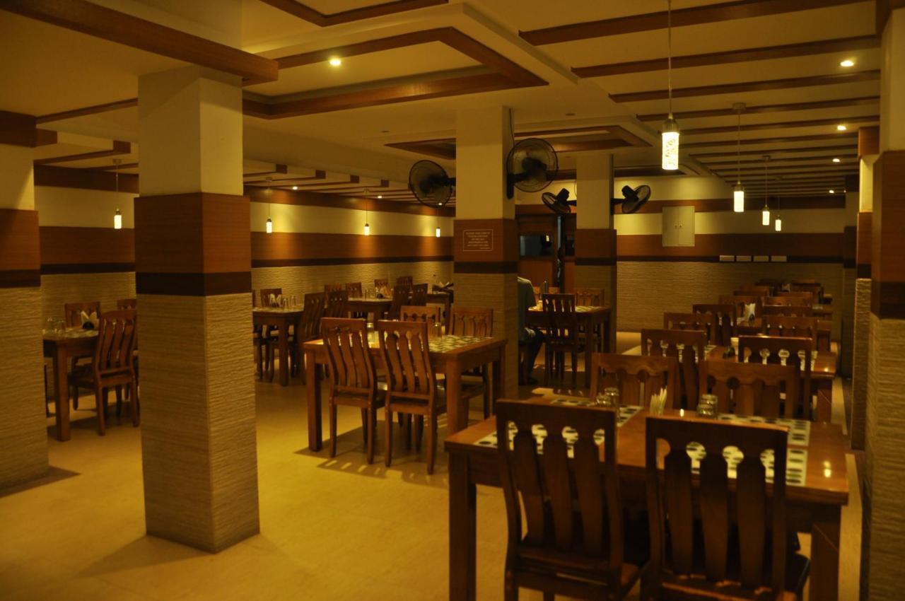 Hotel Pams Майладутурай Екстериор снимка